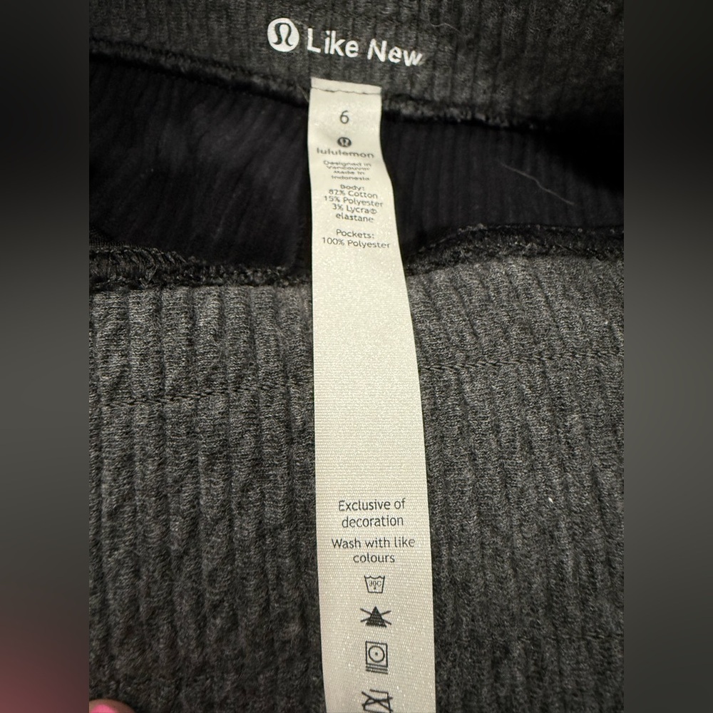 Lululemon Retreat Yourself Wide Leg Crop Pants Women’s size 6 charcoal gray. - Picture 5 of 6
